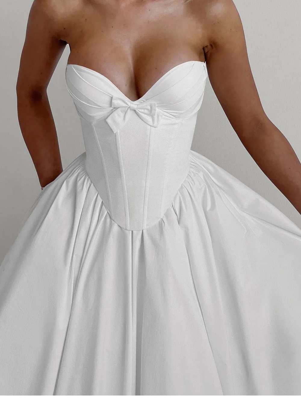 Babyboo Primi dress - Strapless White Corset Ball Gown with Front Bow size S